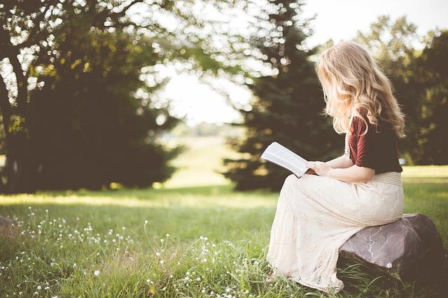 Nejnovější poznatky o symbióze mezi biblí‌ a astrologií