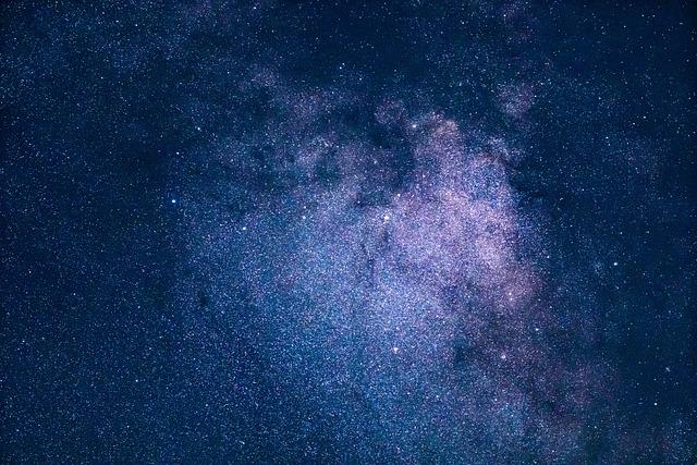 Obrázky v nočním nebi: Které fáze měsíce mají větší vliv na psychiku?